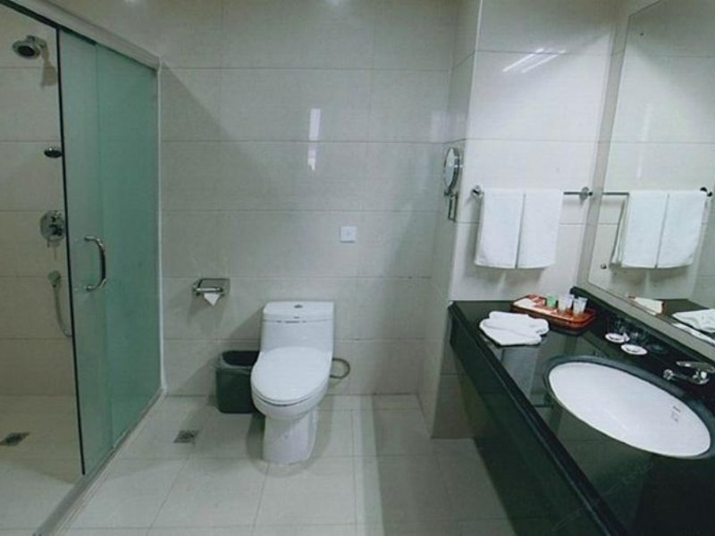 hotelPic
