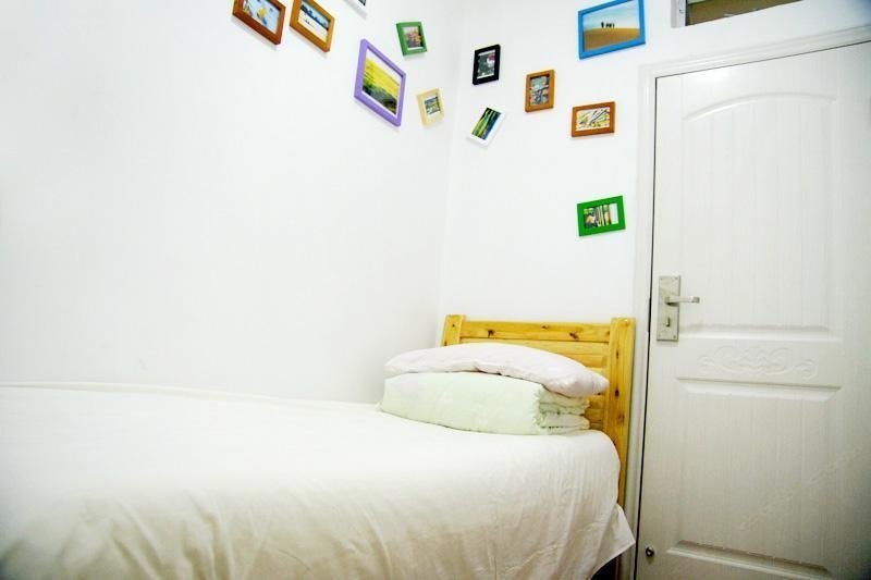 hotelPic