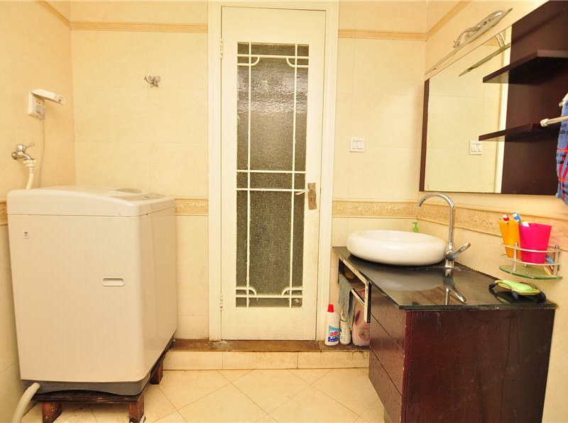 hotelPic