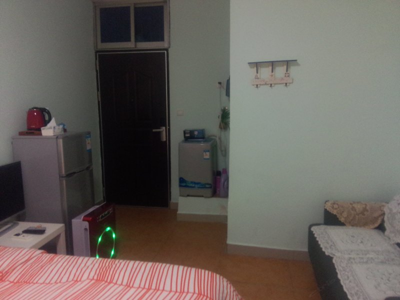 hotelPic