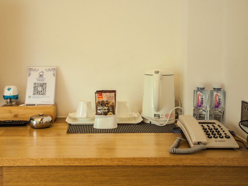 hotelPic