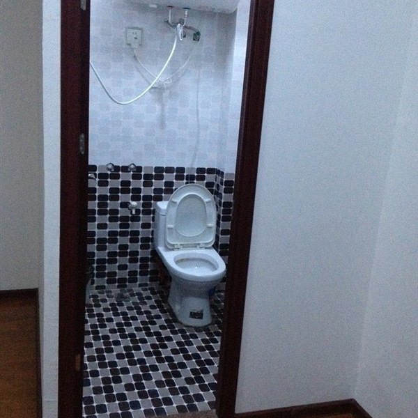 hotelPic