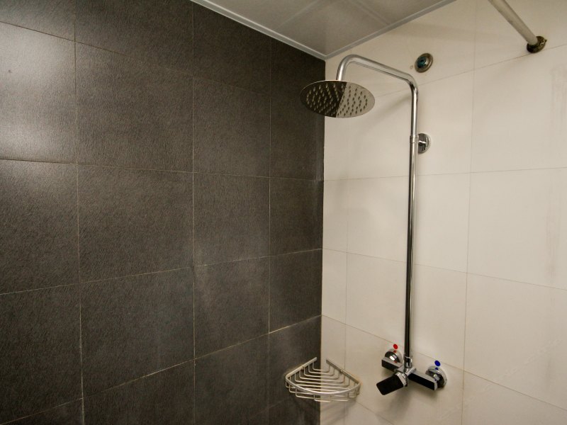 hotelPic