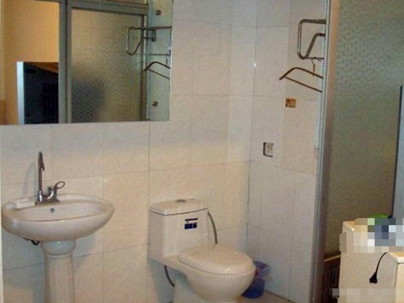 hotelPic