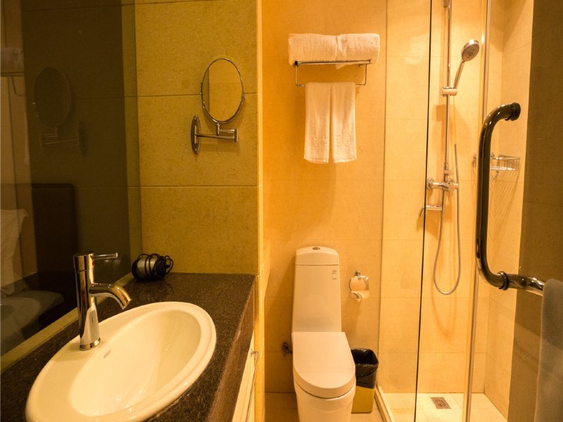 hotelPic