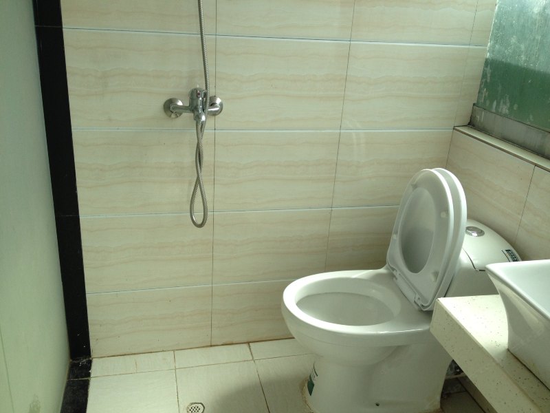 hotelPic