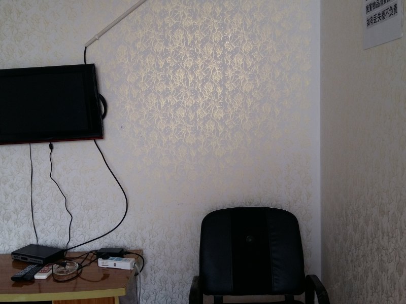 hotelPic