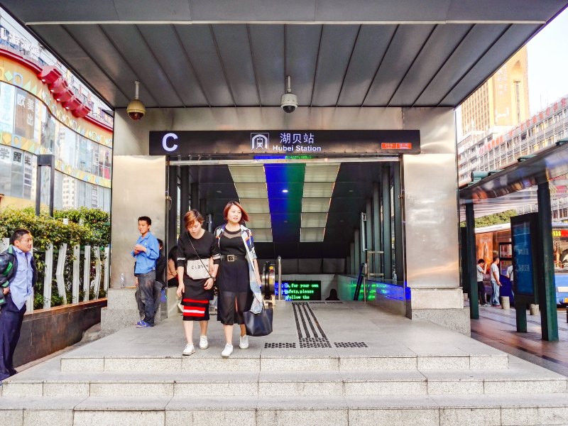 纳福居酒店式公寓（深圳东门店）