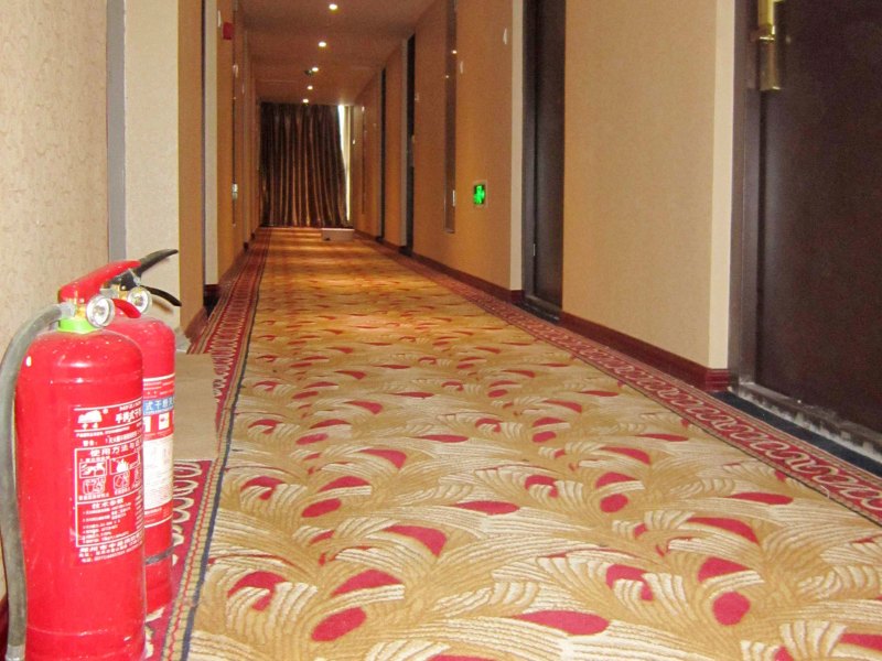hotelPic