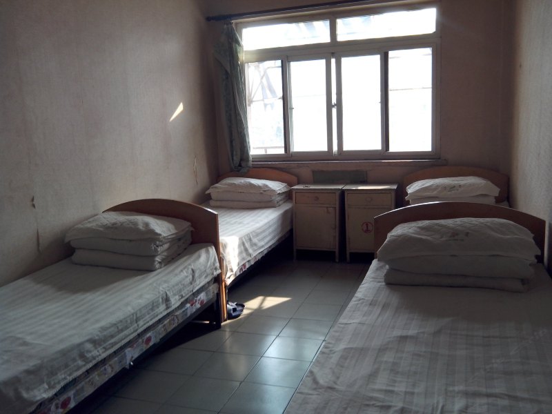 hotelPic