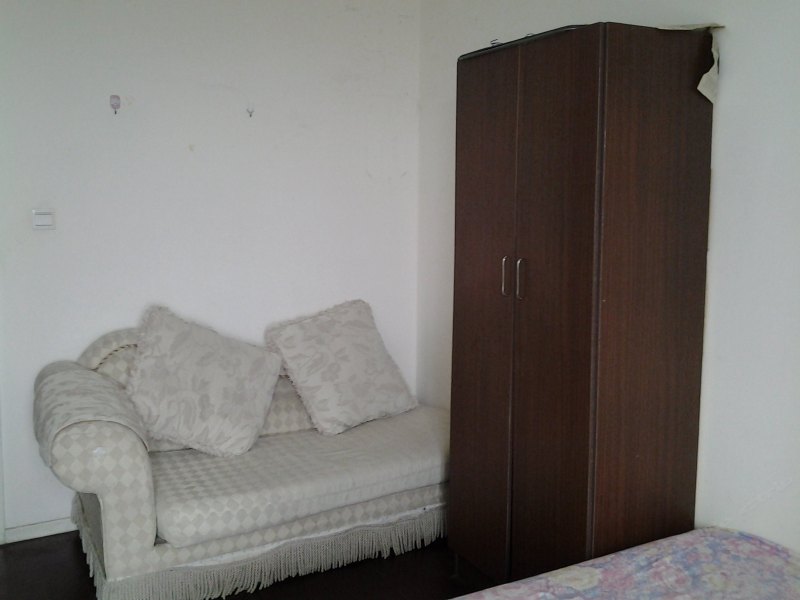 hotelPic