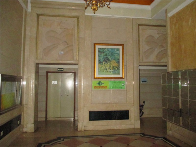 hotelPic