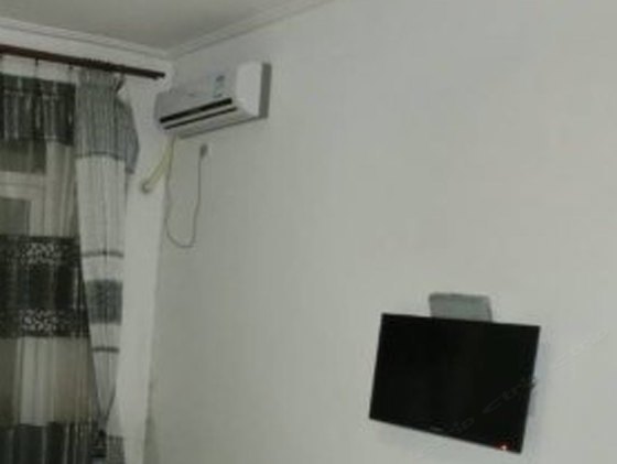 hotelPic
