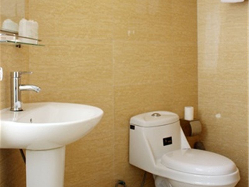 hotelPic