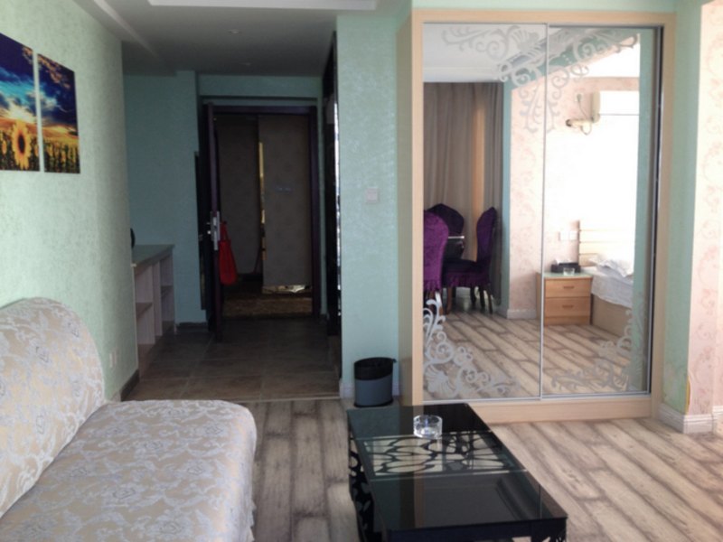 hotelPic