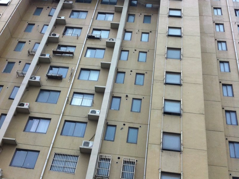 hotelPic