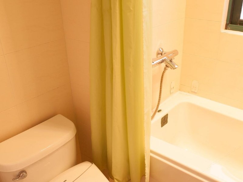 hotelPic
