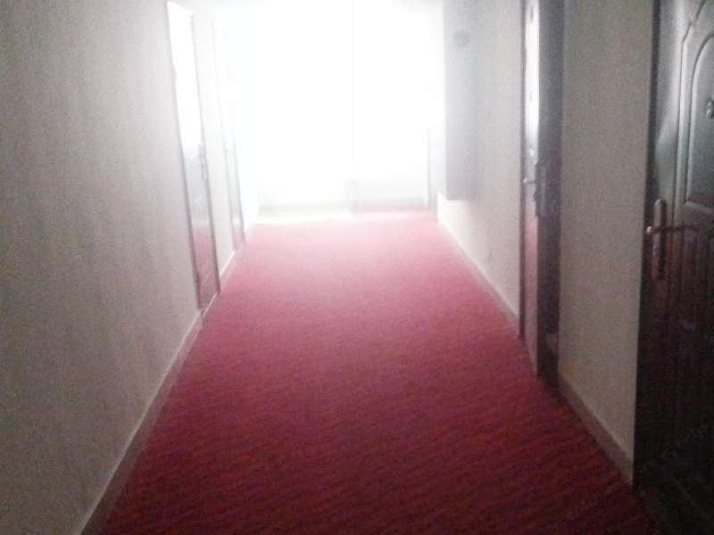 hotelPic