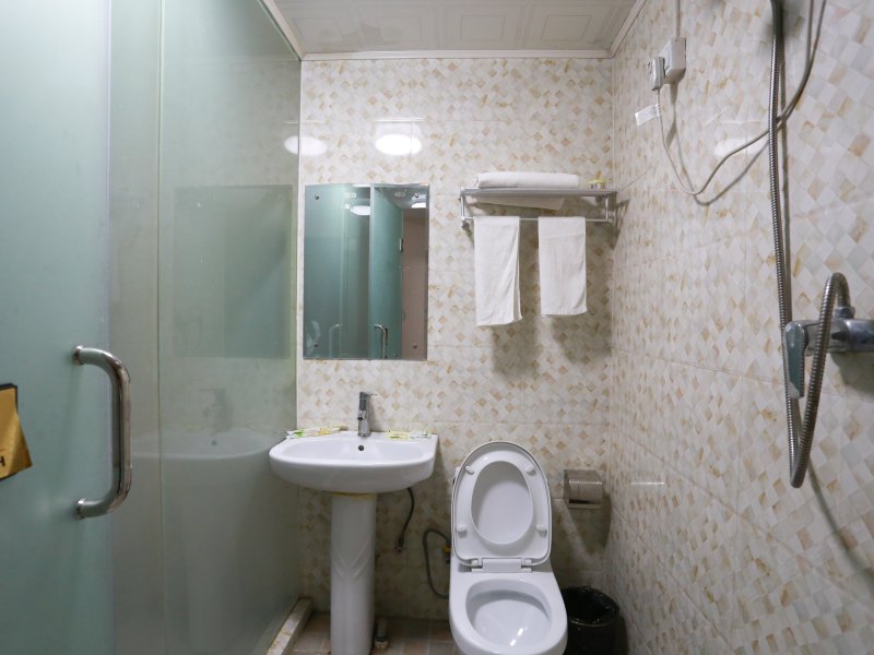 hotelPic