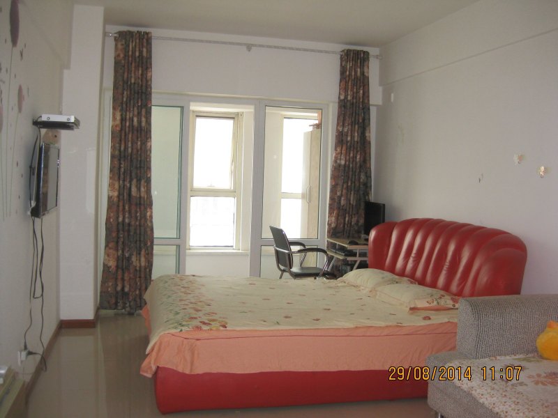 hotelPic