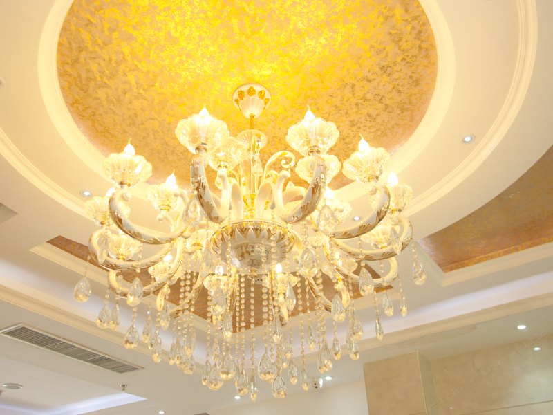 hotelPic