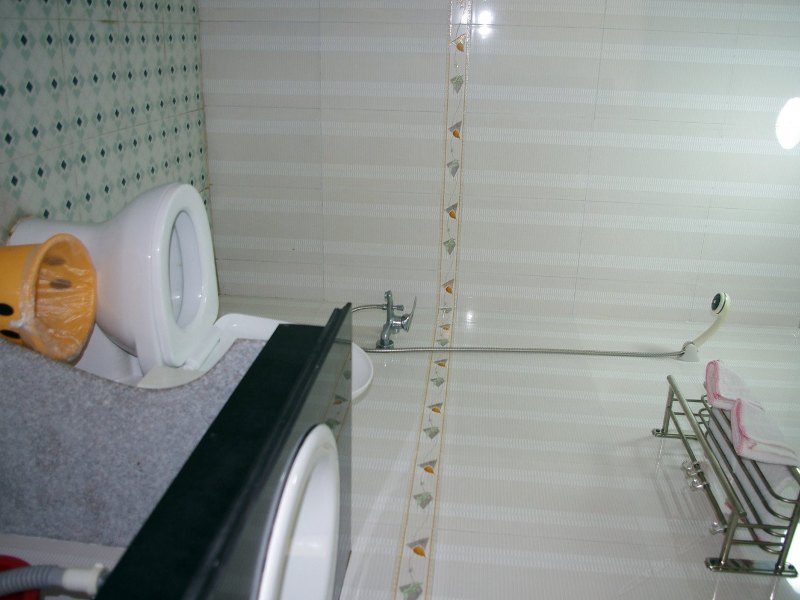 hotelPic