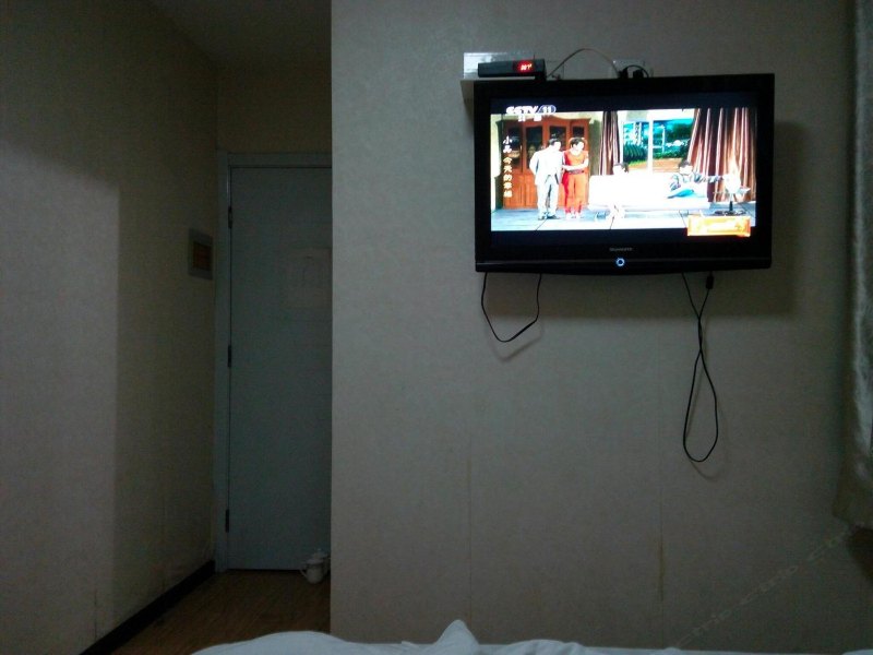 hotelPic