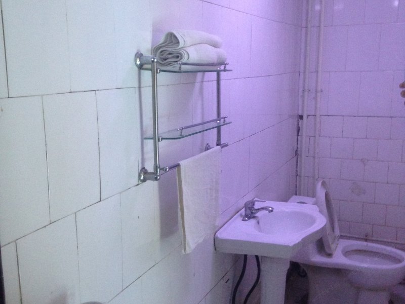 hotelPic