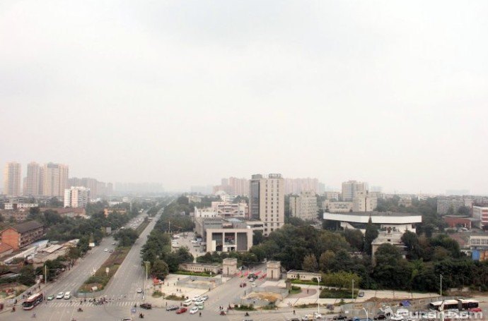 hotelPic