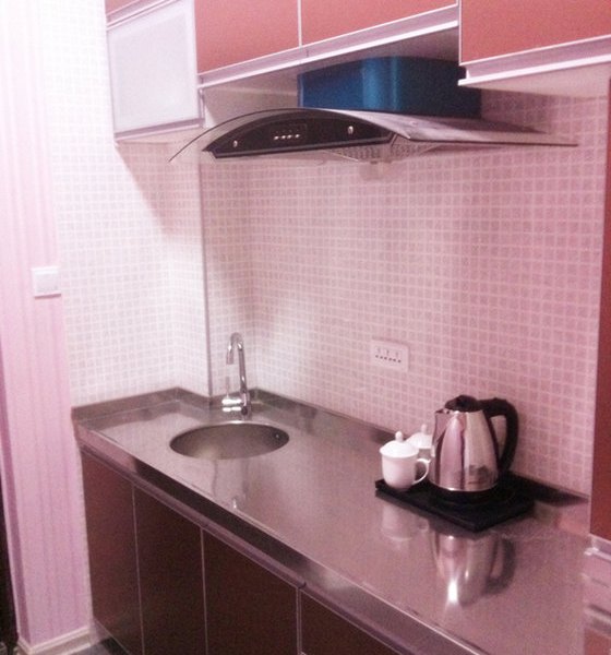 hotelPic