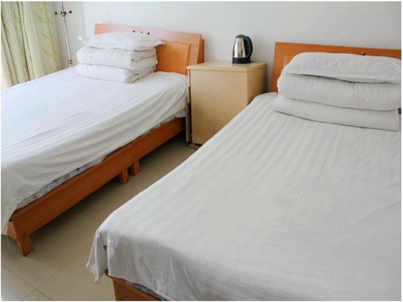 hotelPic
