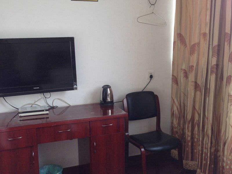 hotelPic