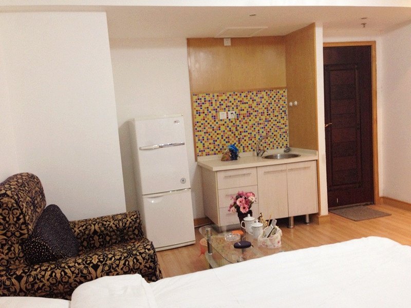 hotelPic