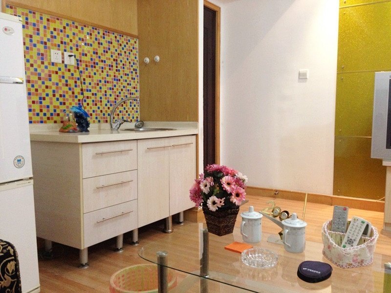 hotelPic