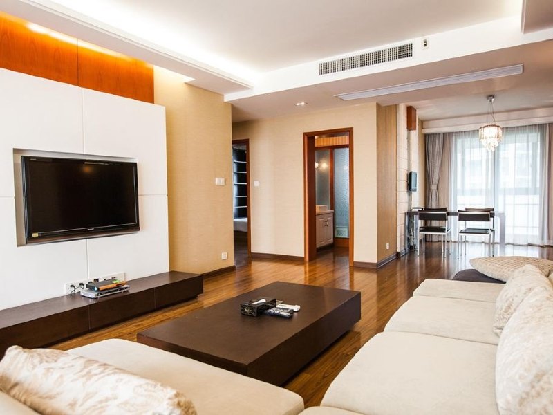 hotelPic