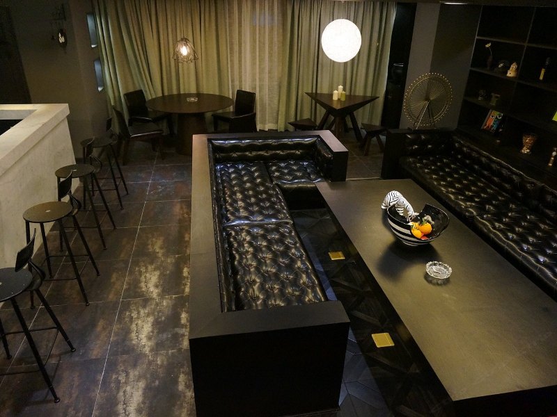 hotelPic
