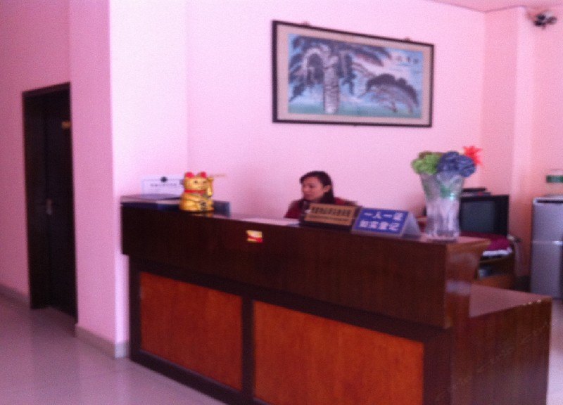 hotelPic