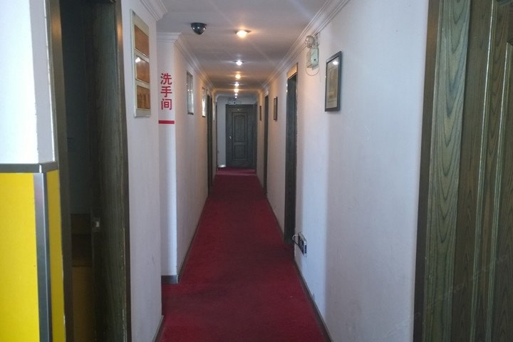 上海亦佳旅店