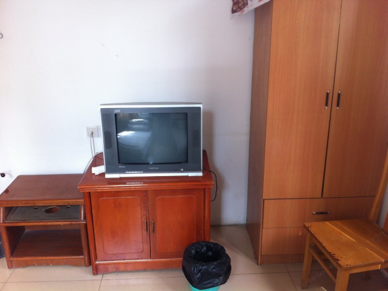 hotelPic