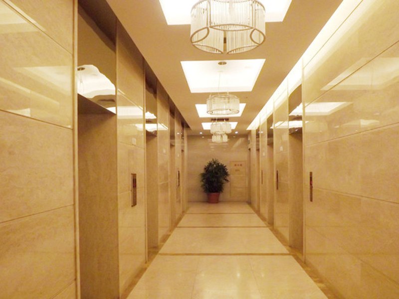 hotelPic