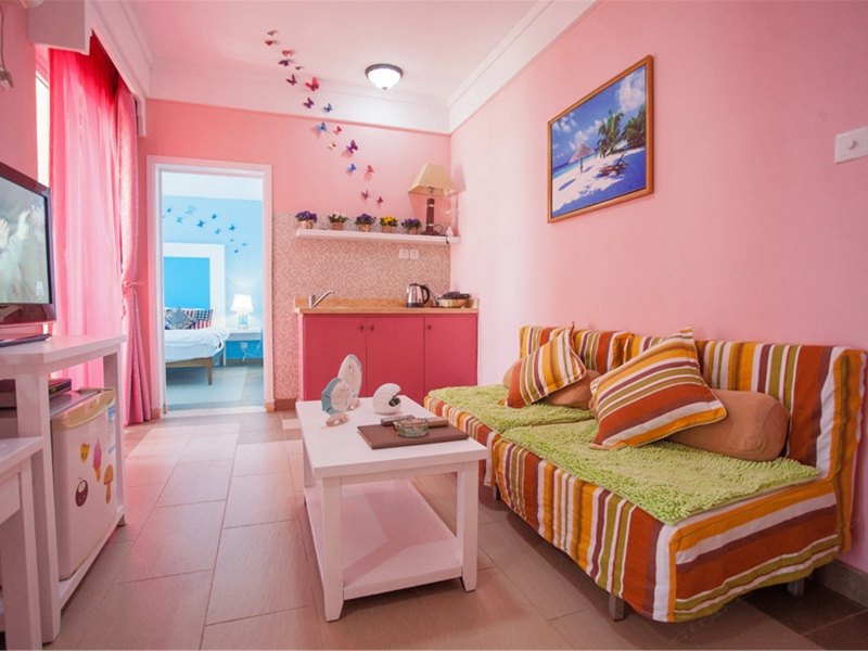 hotelPic