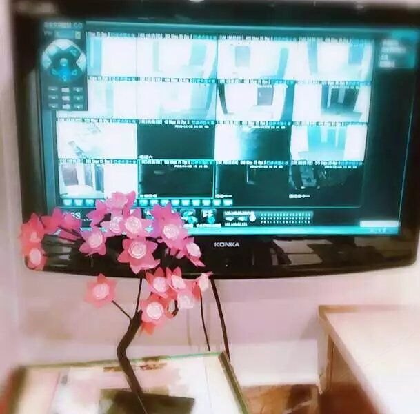 hotelPic