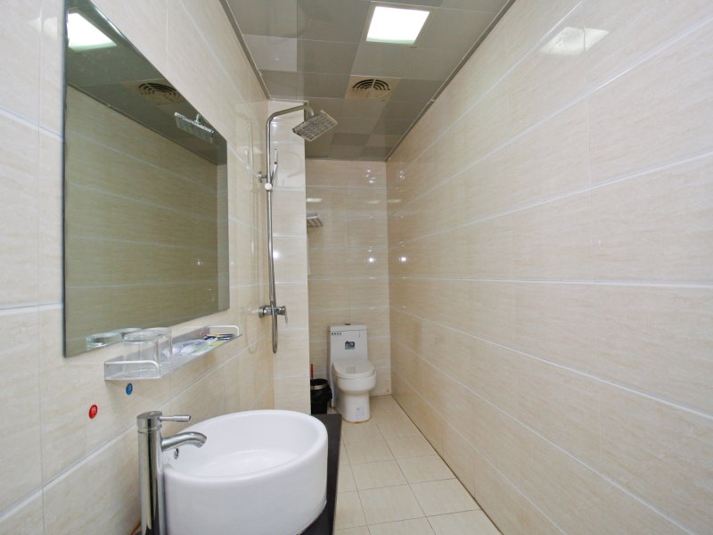 hotelPic