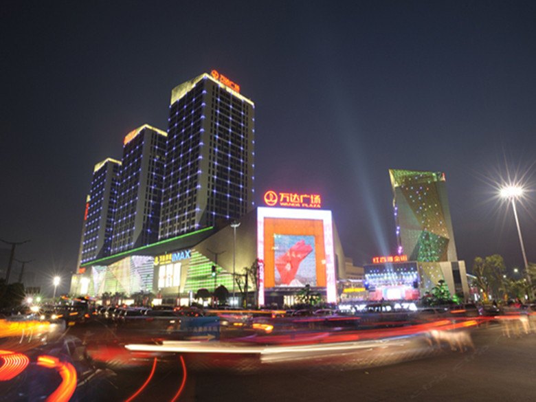 Luckyes乐于斯酒店式公寓(南昌万达广场店)