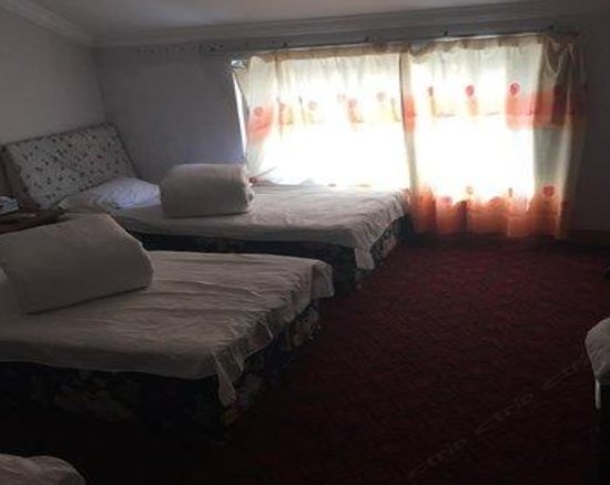 hotelPic