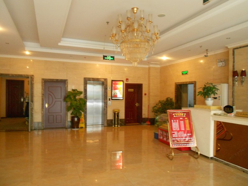 成都辰逸商务酒店