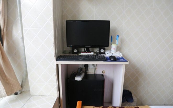 hotelPic