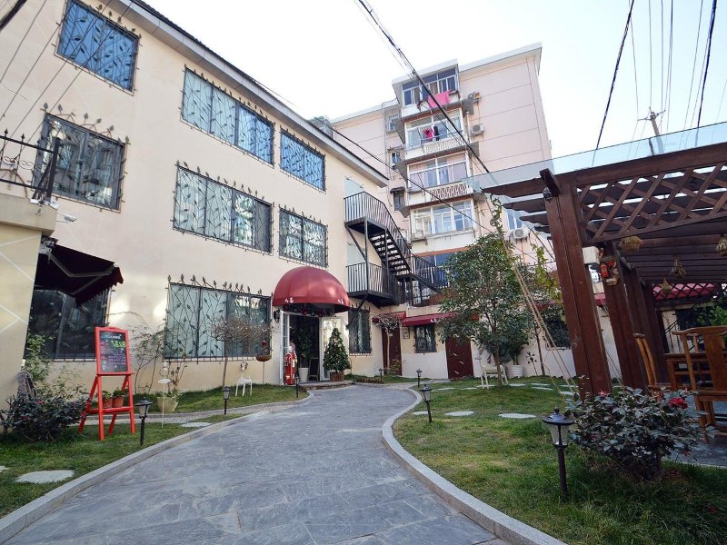 南京九莲精品公寓