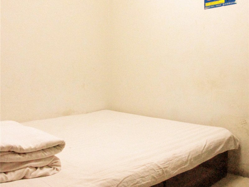 hotelPic