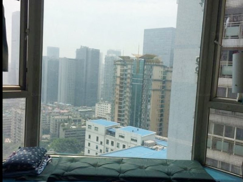 hotelPic